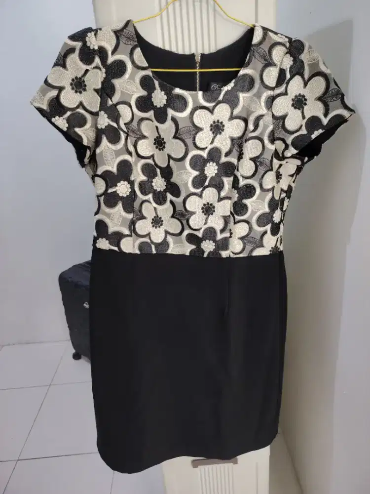 Dress Duchess wanita