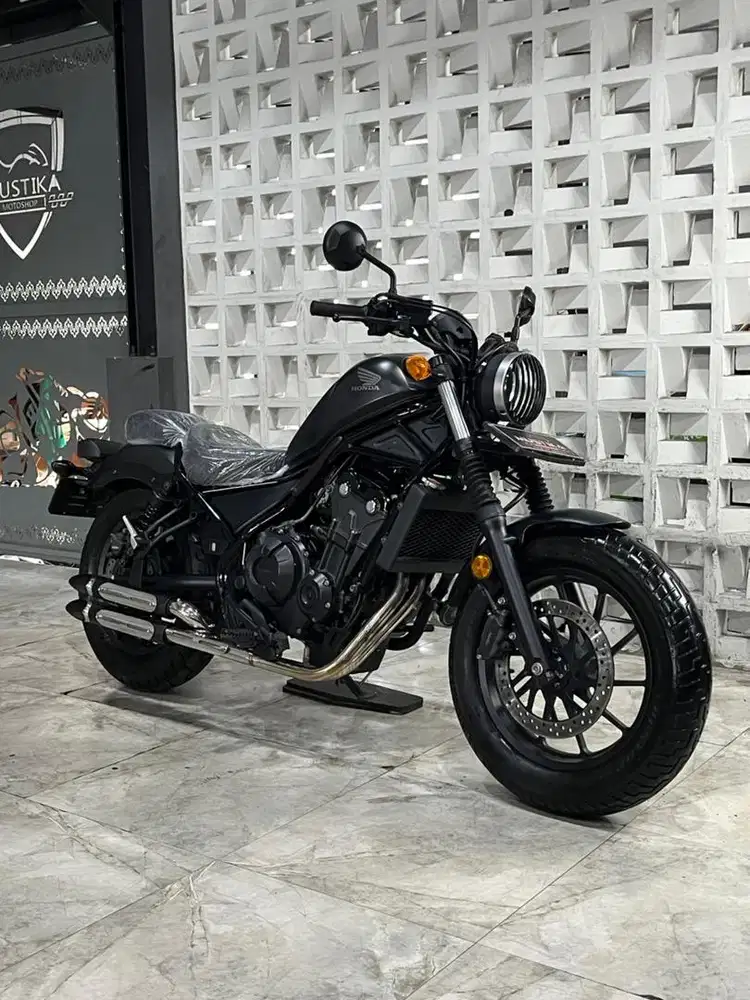 Honda Rebel 500 Low KM!