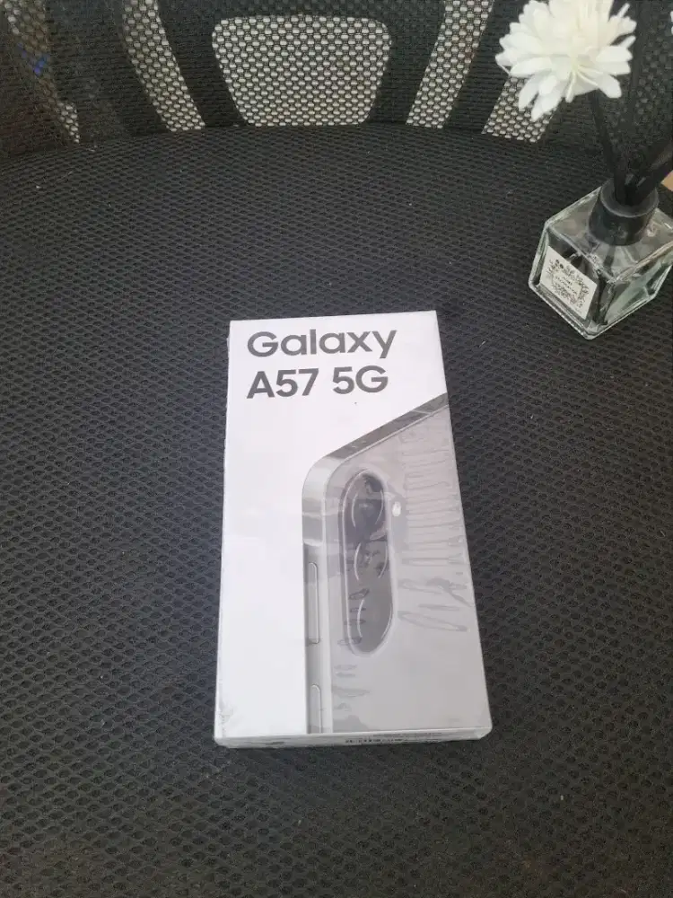 Samsung a57 5g ram8/256 gb