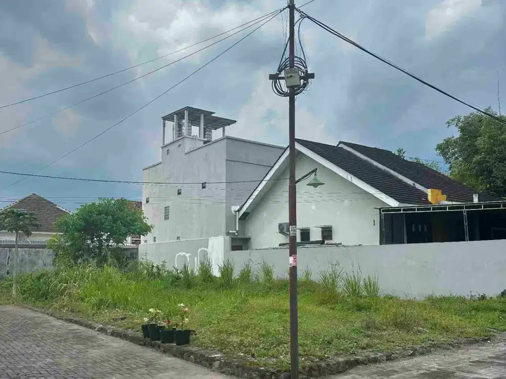 Tanah Strategis Bagus Di jl. Kaliurang km 13 Dekat AL AZHAR Cairo, Kampus UII Pusat