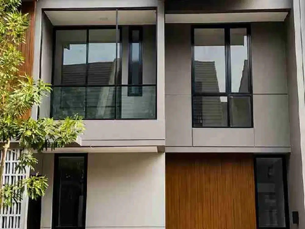 Dijual Cepat Rumah Brand New 3 Lantai + Attic di Cluster Viola Crown Gading Bekasi