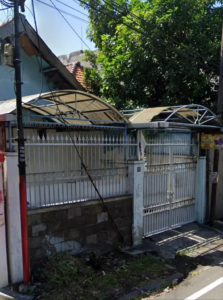 Dijual Rumah Lama Surabaya Utara Nol Jalan Raya Simokerto