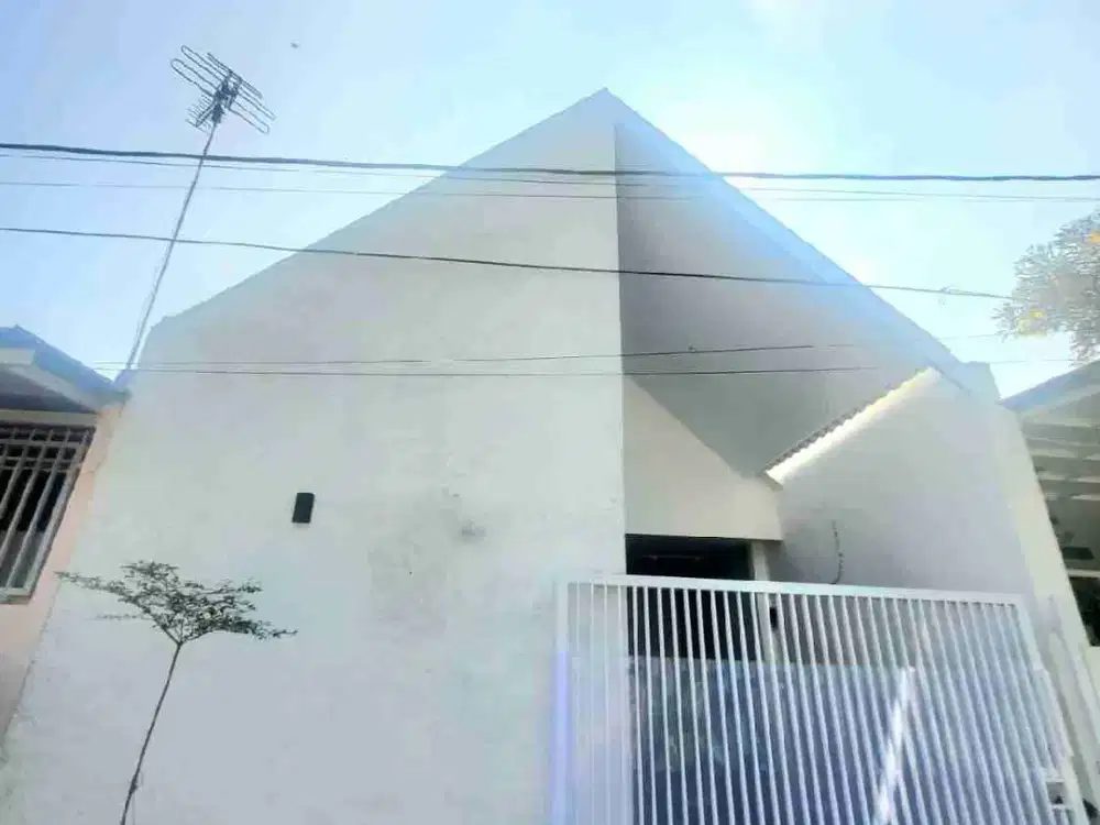 Minimalis Cantik Siap Huni di Cluster Mondoroko Singosari dekat Gate Toll Malang