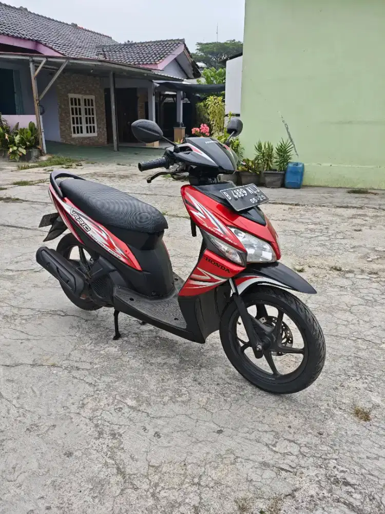 DIJUAL Honda Vario 110cc 2009 Standar