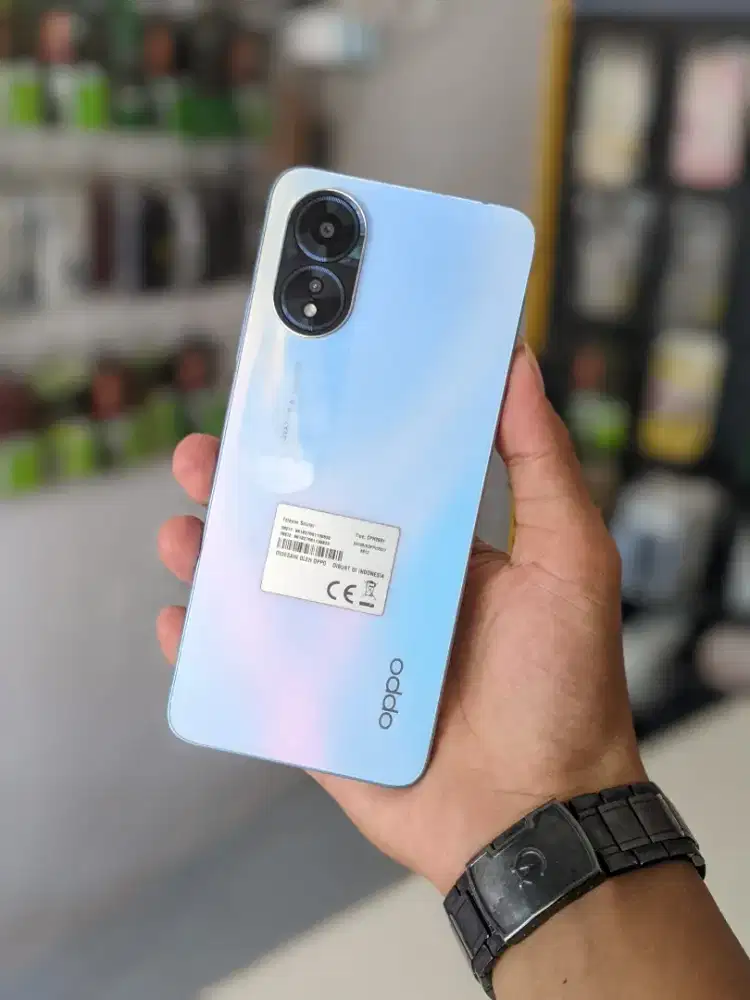 Oppo A18 Ram 4/ 128GB Masih Bawaan lengkap kotak cas