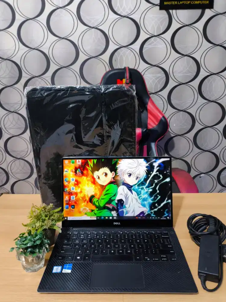 Laptop DELL XPS TOUCHSCREEN Core i7 RAM 8Gb SSD 256Gb Body SLIM