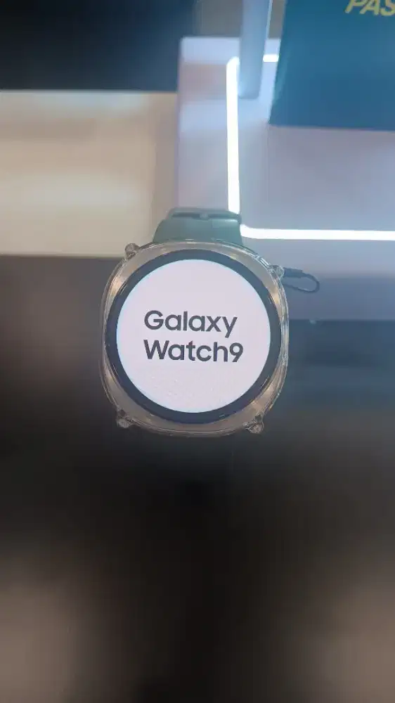 SAMSUNG WATCH 9
