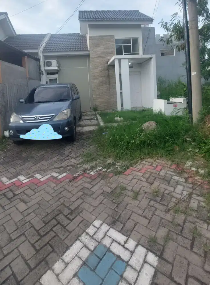 Disewakan rumah beserta perabotannya di Gedangan