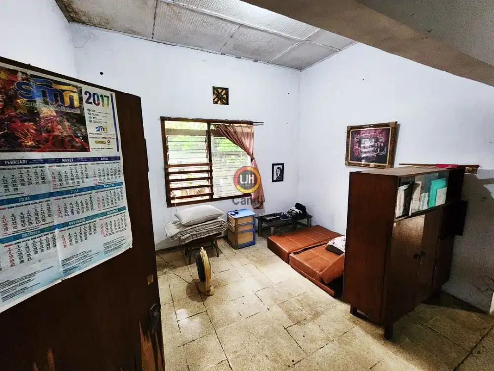 Rumah di Suratmo Semarang Barat