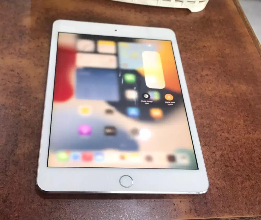 iPad Mini Gen 4th iBox 128GB All Operator Normal Mulus