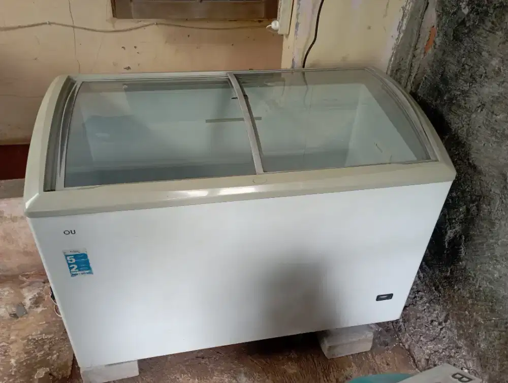 Dijual freezer kapasitas 300L
