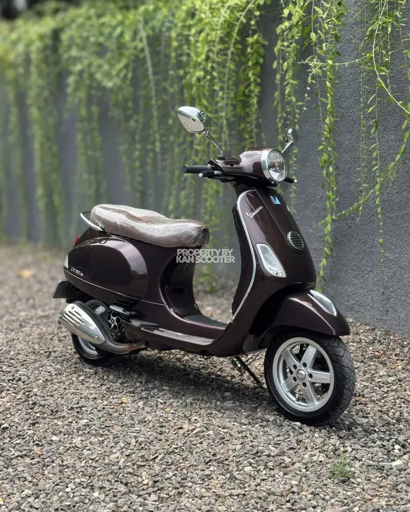 JUAL MURAH VESPA LX 150 2V 2012 MULUS