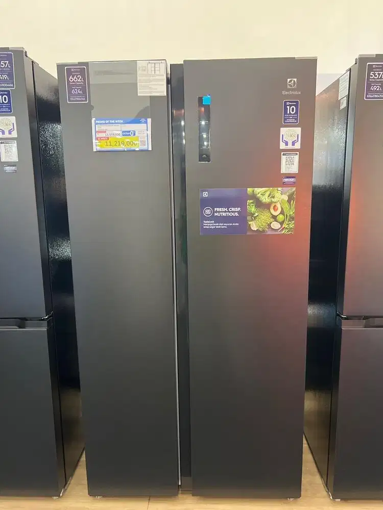 kulkas side by side electrolux 624L