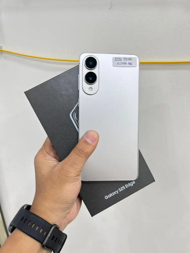 Samsung S25 Edge 12/256gb Resmi mulus