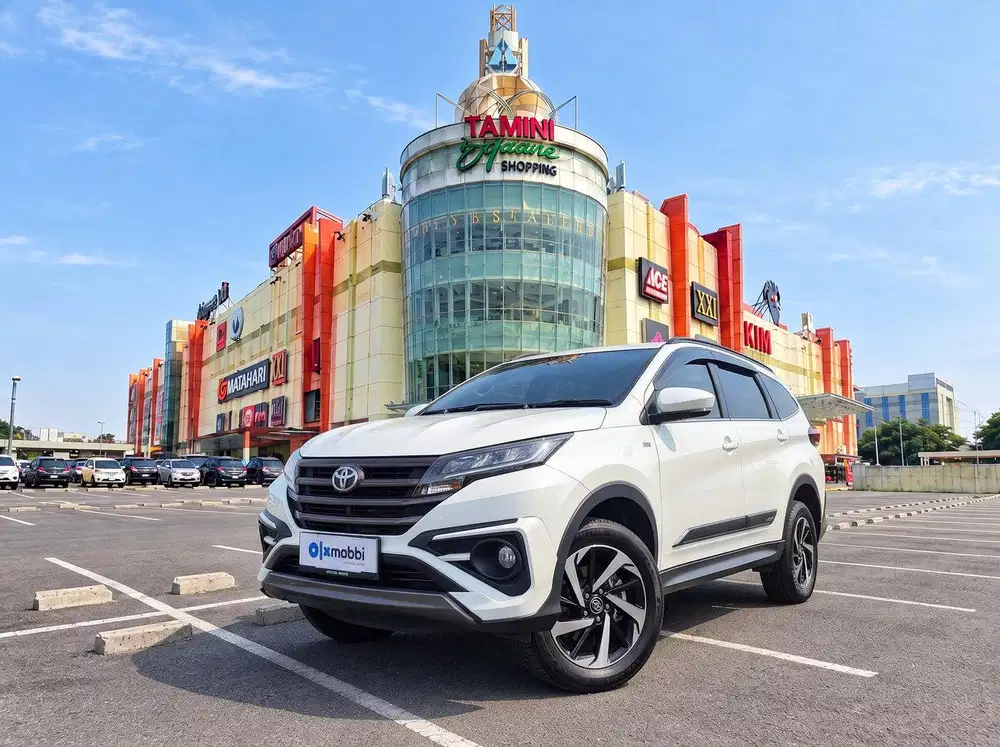 TDP RENDAH - Toyota Rush 1.5 GR Sport Bensin-AT 2022 Putih CPZCB