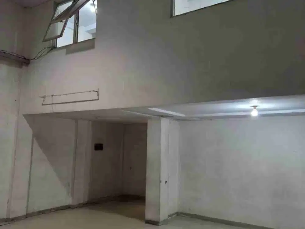 Dijual Ruko 4 Lantai di Jalan Dulatip Sayap Sudirman Pusat Kota Bandung