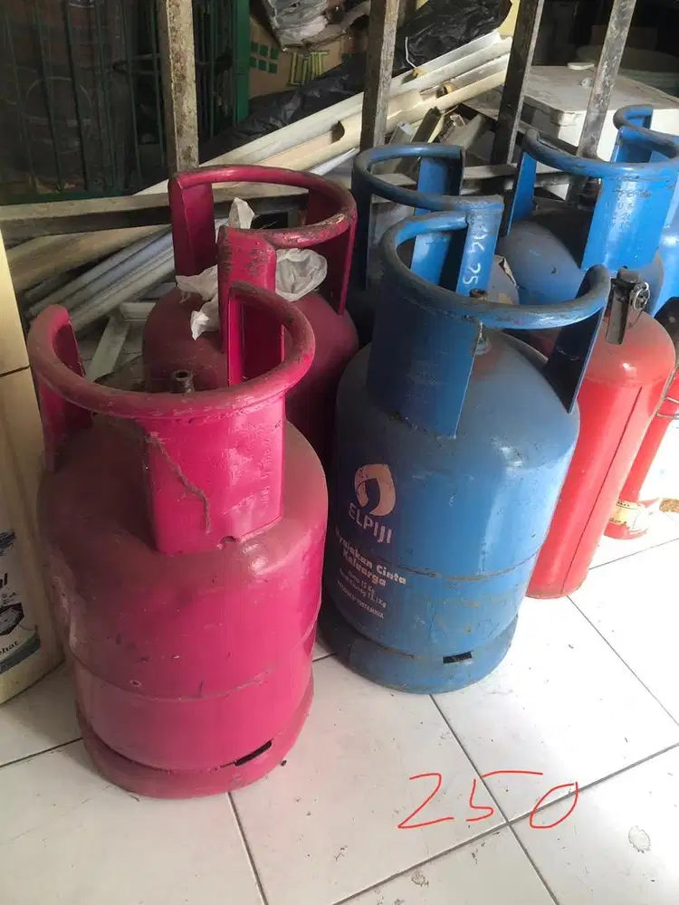 Tabung gas 12k kosongan , ex resto