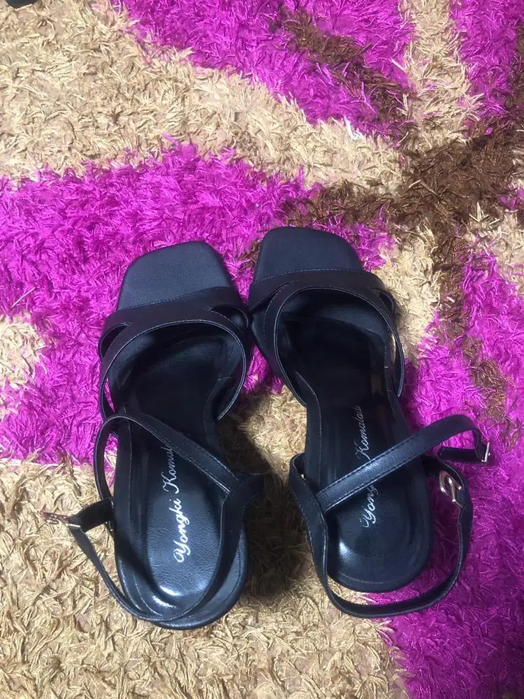 Highheels yongki kamaladi hitam