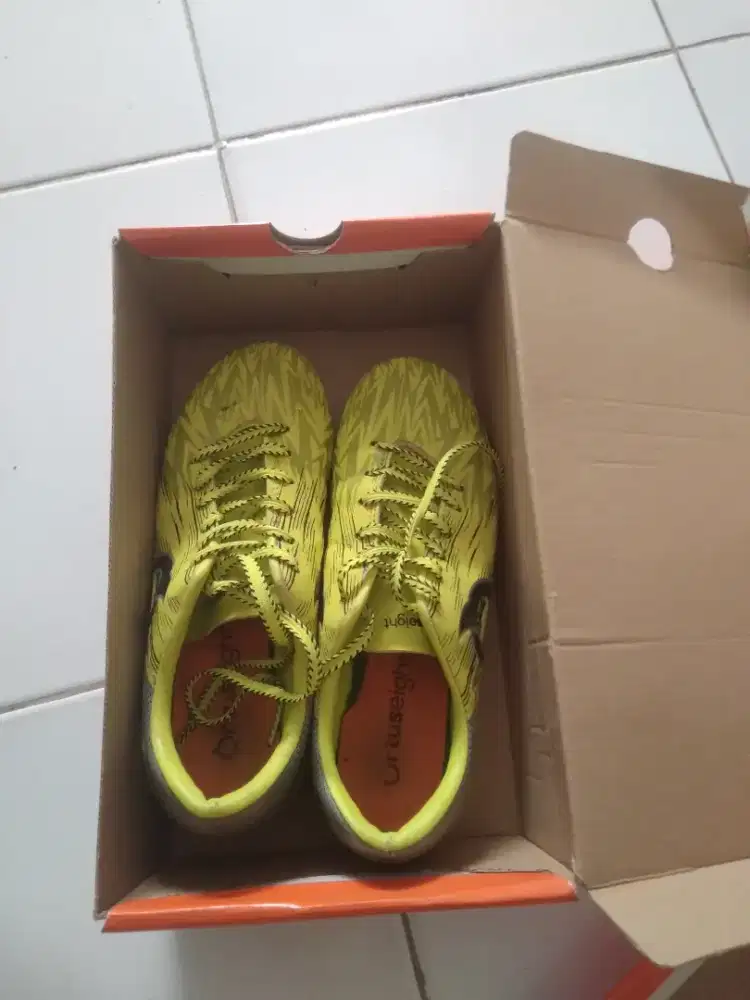 Sepatu ortusseight