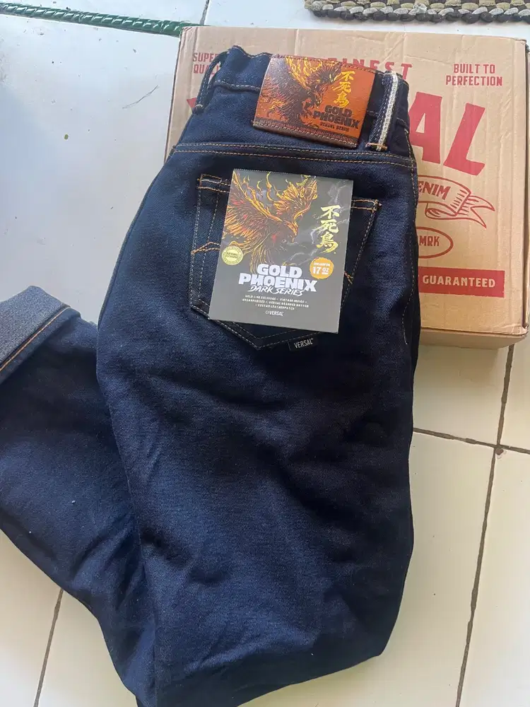 Denim versal artikel phoenix