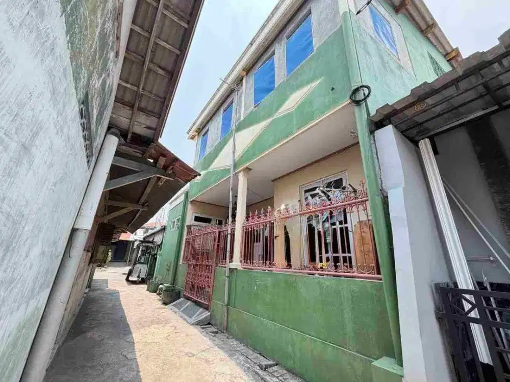 Rumah 2lt Bisa Untuk Kost di Banjarsari Surakarta