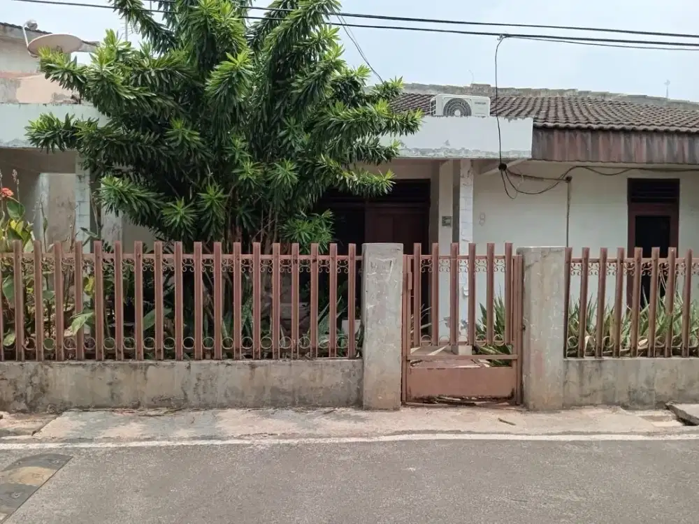 DIJUAL RUMAH STRATEGIS HALAMAN LUAS DEKAT PASAR SUMBER ARTA BINTARA JAYA KALIMALANG