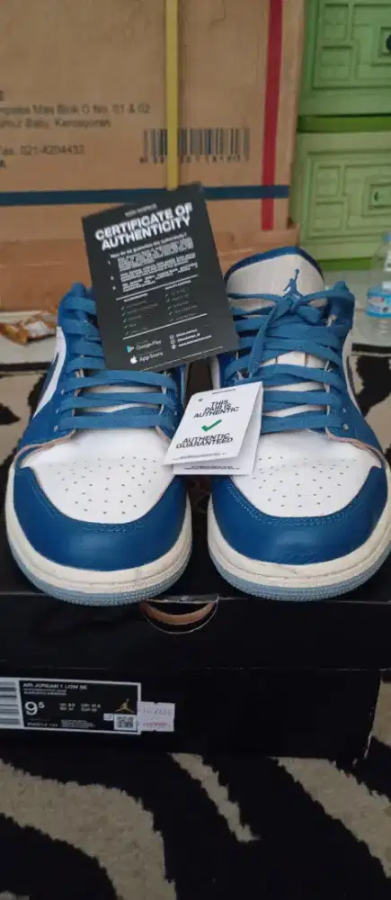 Sepatu Air Jordan 1 Low SE  lengkap box dll size 43