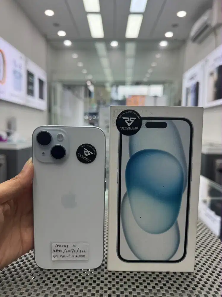 iPhone 15 128Gb Fullset, Garansi Resmi / iBox 11 Bulan