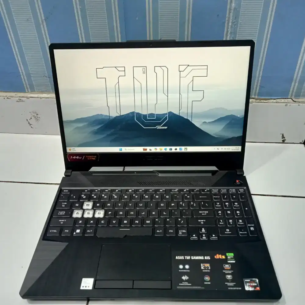 Dijual laptop asus tuff gaming a15, garansi masih panjang