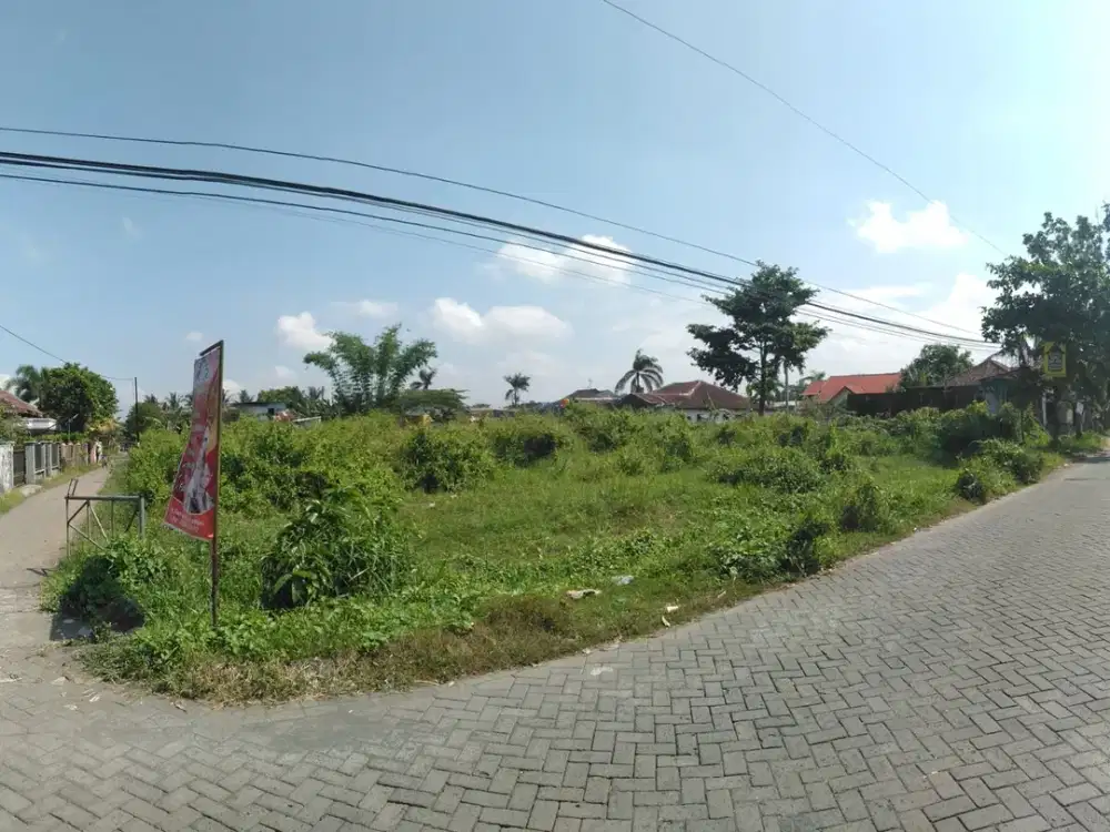 DIJUAL TANAH LUAS PINGGIR JALAN UTAMA PERUMAHAN SAMPING ROXY SQUARE