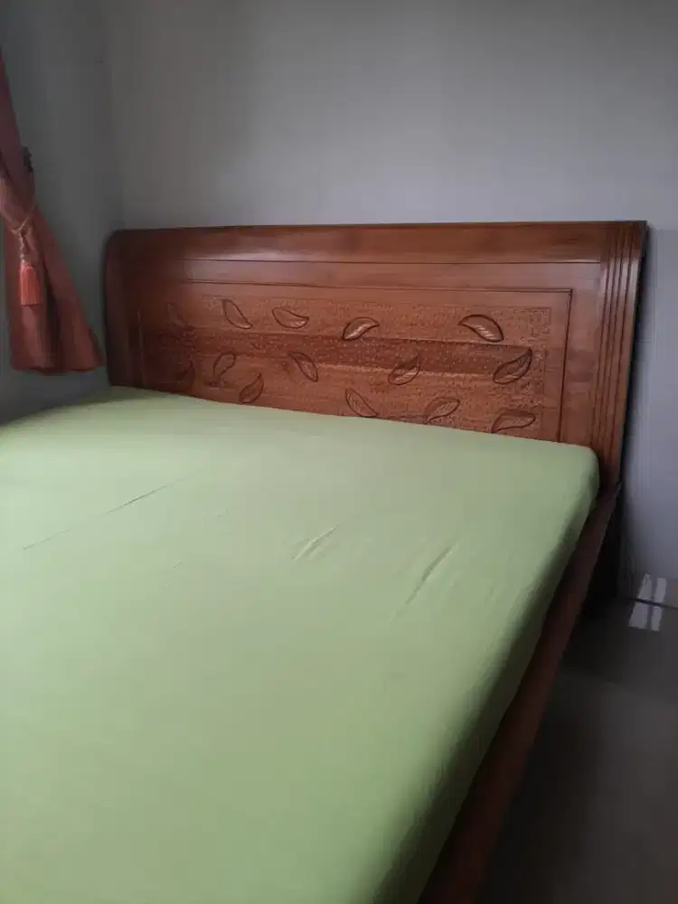 Jual tempat tidur jati no.1