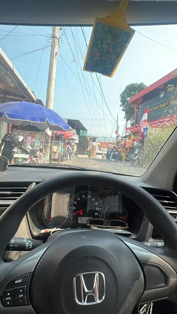 Sewa mobil harian