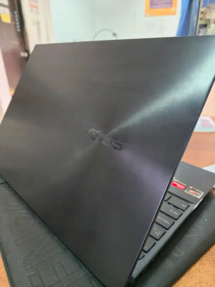 Laptop asus zenbook 14x oled touchsreen second nego