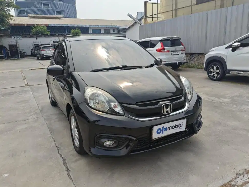 DP MURAH Honda Brio Satya 1.2 E Bensin-AT 2017 Hitam CNRFB