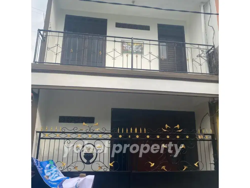 RUMAH DUA LANTAI STRATEGIS SETRO SURABAYA