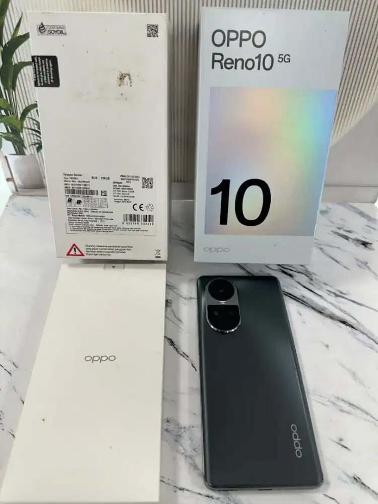 Oppo reno 10 5G ram 8+8/256