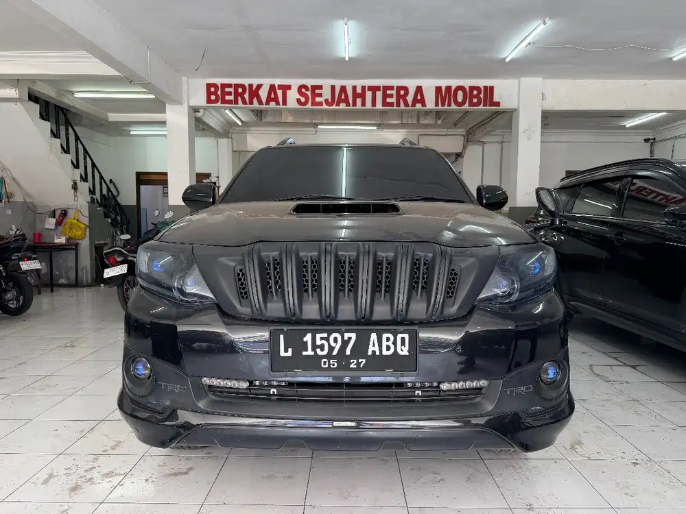 Toyota Fortuner VNT TRD 2,5 Matic 2013 Bisa Dp Minim / TT