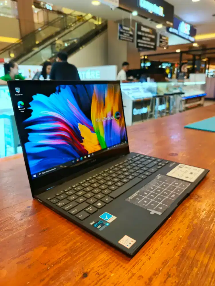 Asus Zenbook Flip 13 UX363E