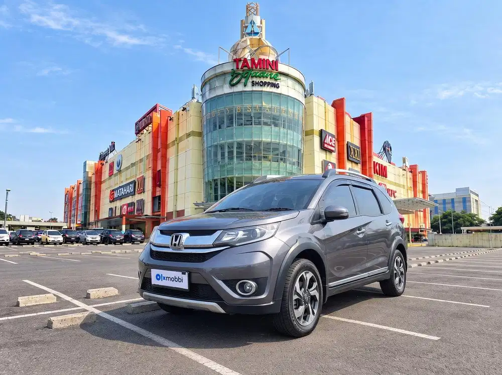 TDP RENDAH - Honda BR-V 1.5 E Bensin-AT 2016 Abu CZFWB