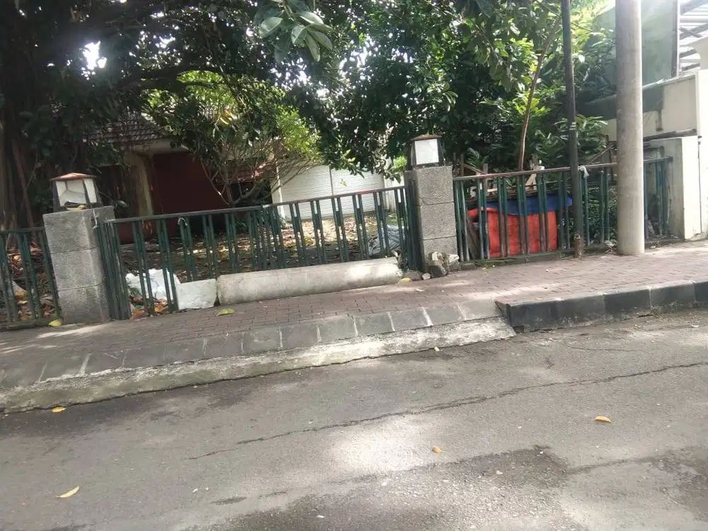 Tanah jalan slamet riyadi solo