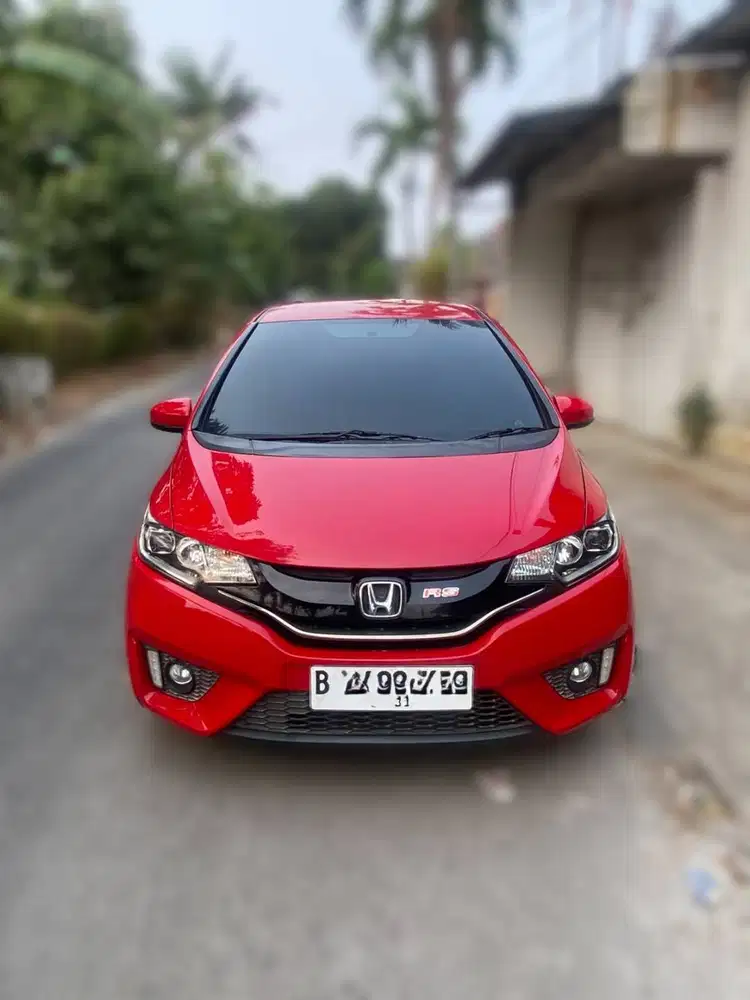 Jazz RS CVT 2016, tangan 1 dari baru, rawatan resmi.