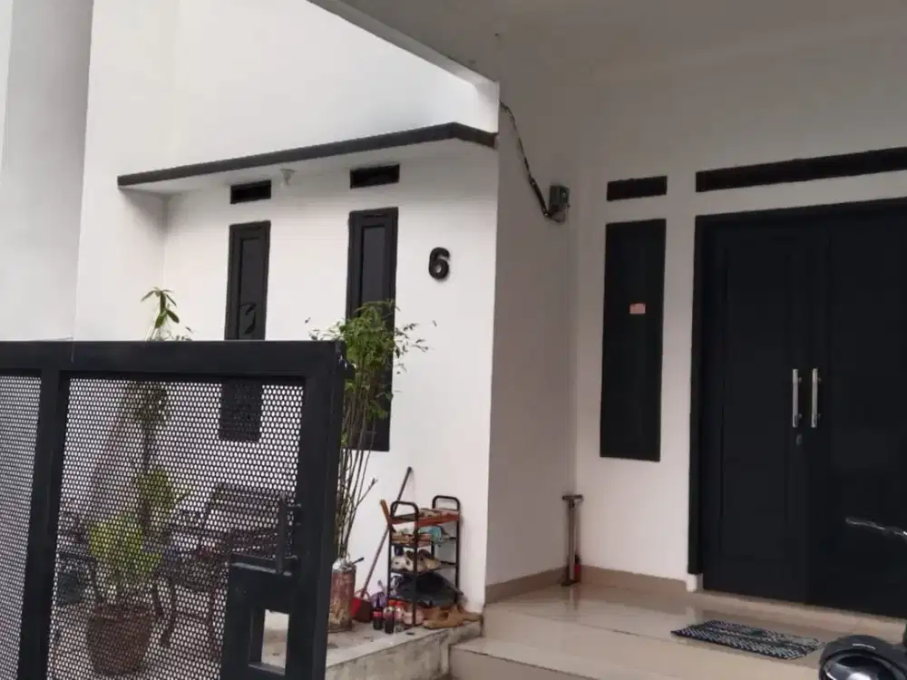 Jual Rumah 2 lantai Terawat Komplek Antapani Bandung