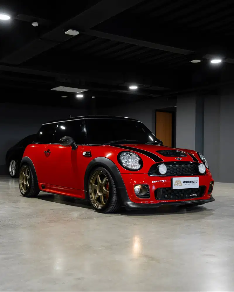 MINI Cooper John Cooper Works 1.6 Hatchback R56