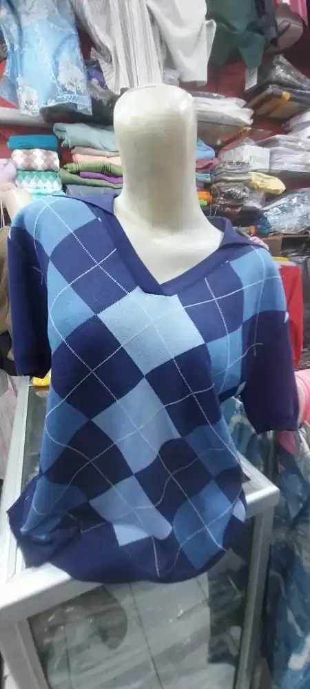 Atasan Rajut Wanita