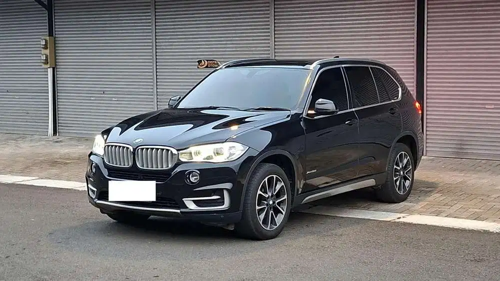 BMW X5 3.0 XDRIVE35i XLINE AT 2017 Bensin