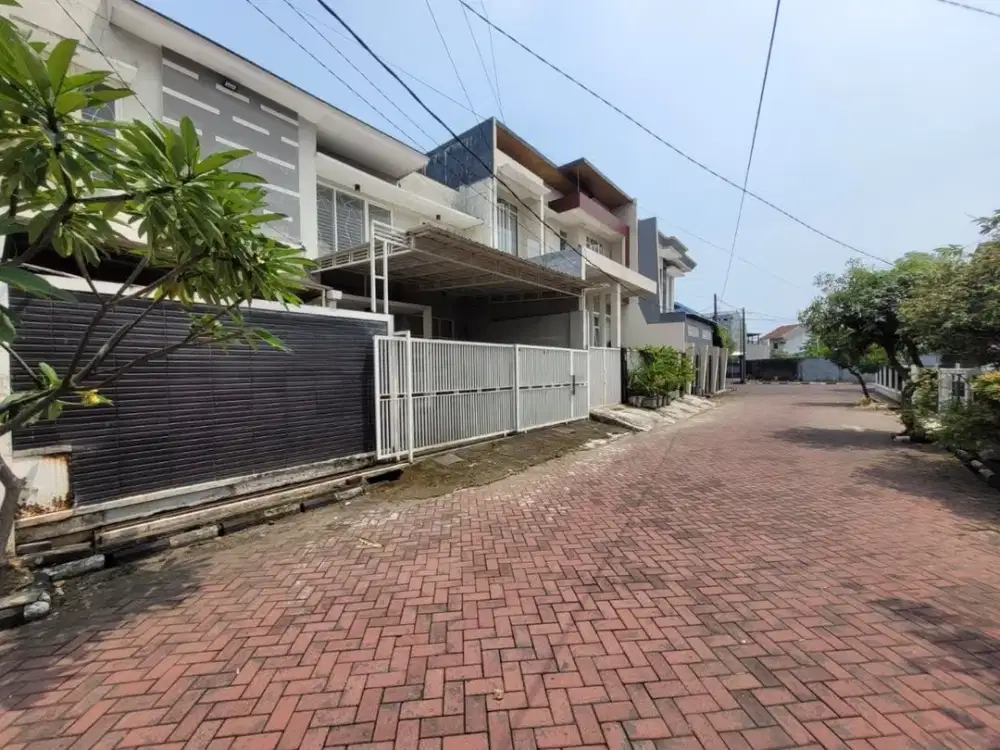 Lelang Rumah 2Lt di Perumahan Prapen Indah Dkt Ubaya Tenggilis