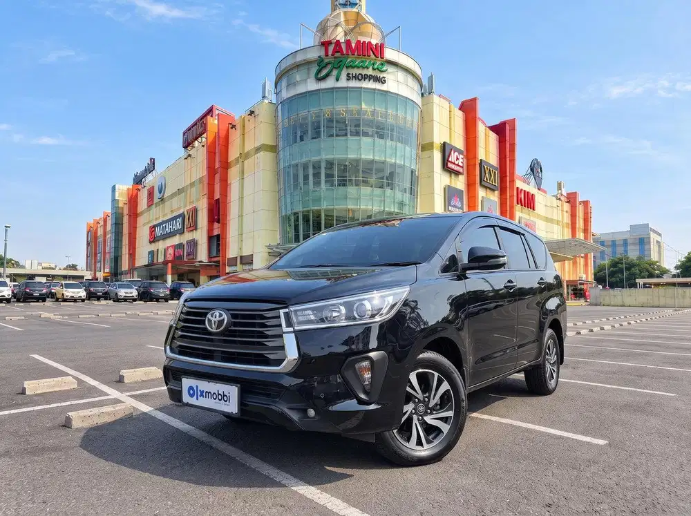 TDP RENDAH - Toyota Kijang Innova 2.0 V Bensin-AT 2022 Hitam CHFIB
