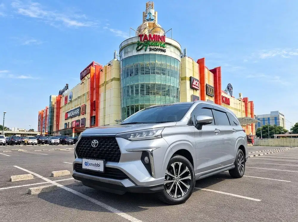 TDP RENDAH - Toyota Avanza 1.5 New Veloz Q Bensin-AT 2022 Silver CPOSB