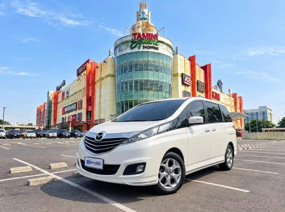 TDP RENDAH - Mazda Biante 2.0 Bensin-AT 2015 Putih CNIRB