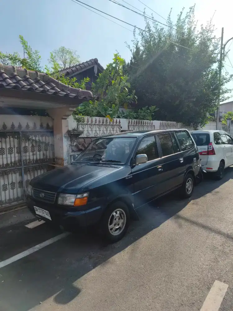 Kijang LGX 1998